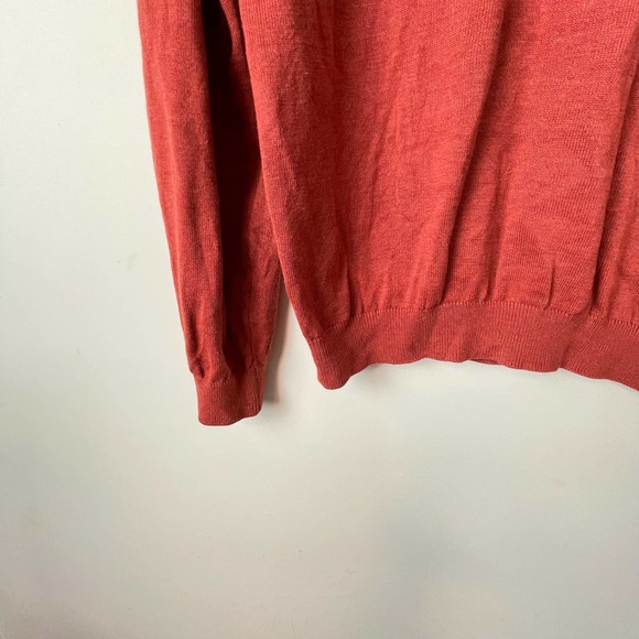 Van Heusen Orange Solid Long Sleeve V-Neck Sweater Pullover Men Size Medium - Picture 2 of 5